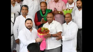 तेजस्वी का कहना है कि भाजपा ने पूर्व मुख्यमंत्री नीतीश कुमार का खेल खत्म कर दिया है।