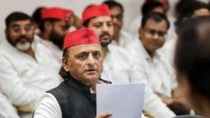 ‘दाना और गाना…’: बड़े ‘अमित शाह को पत्र’ वाले दावे पर अखिलेश यादव ने क्या कहा और समाजवादी खेमे में फूट