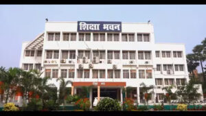 शिक्षकों की कमी के कारण बिहार सरकार डिग्री कॉलेजों में भर्ती का दायरा बढ़ा रही है।